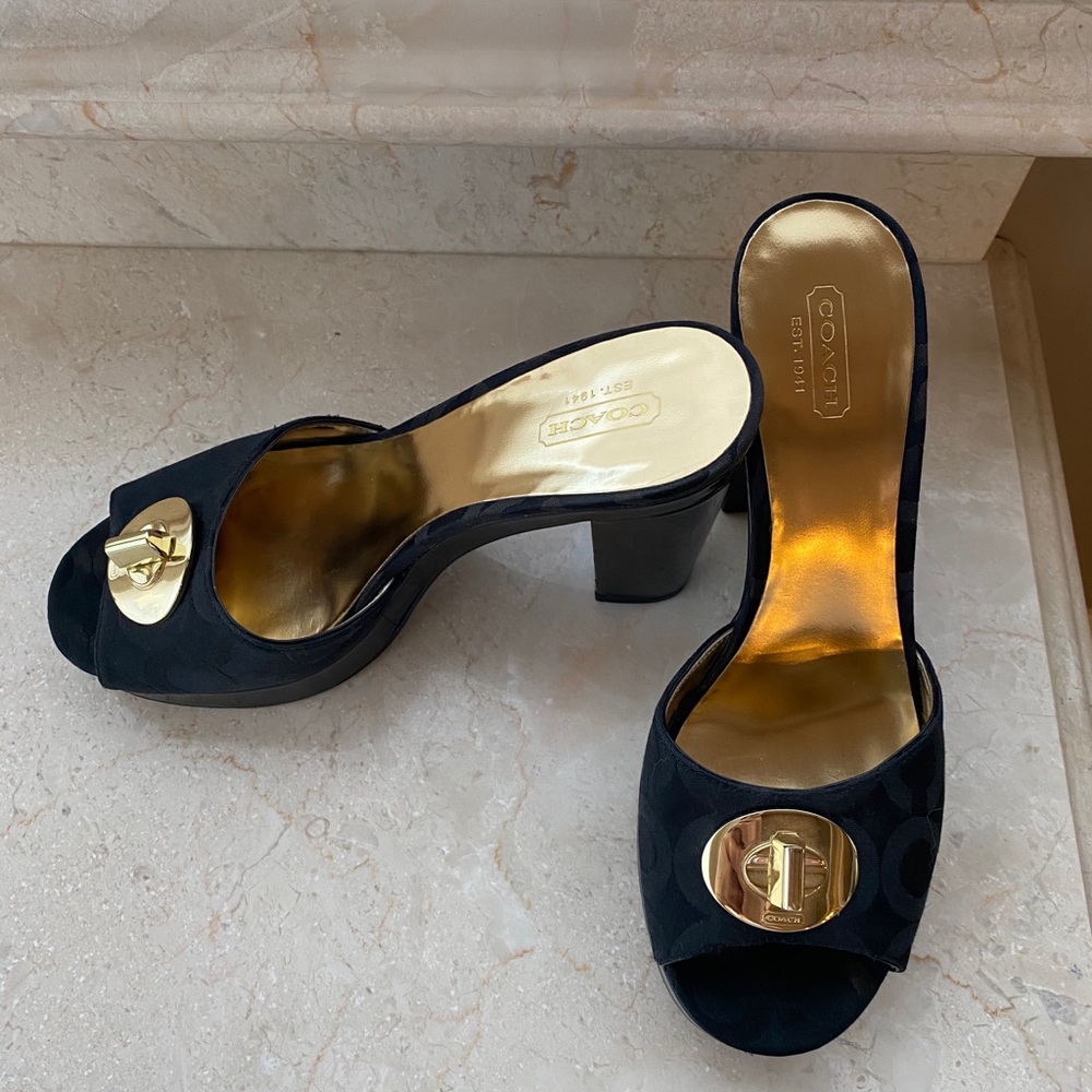 Coach Slide Heels - Picture 5 of 13
